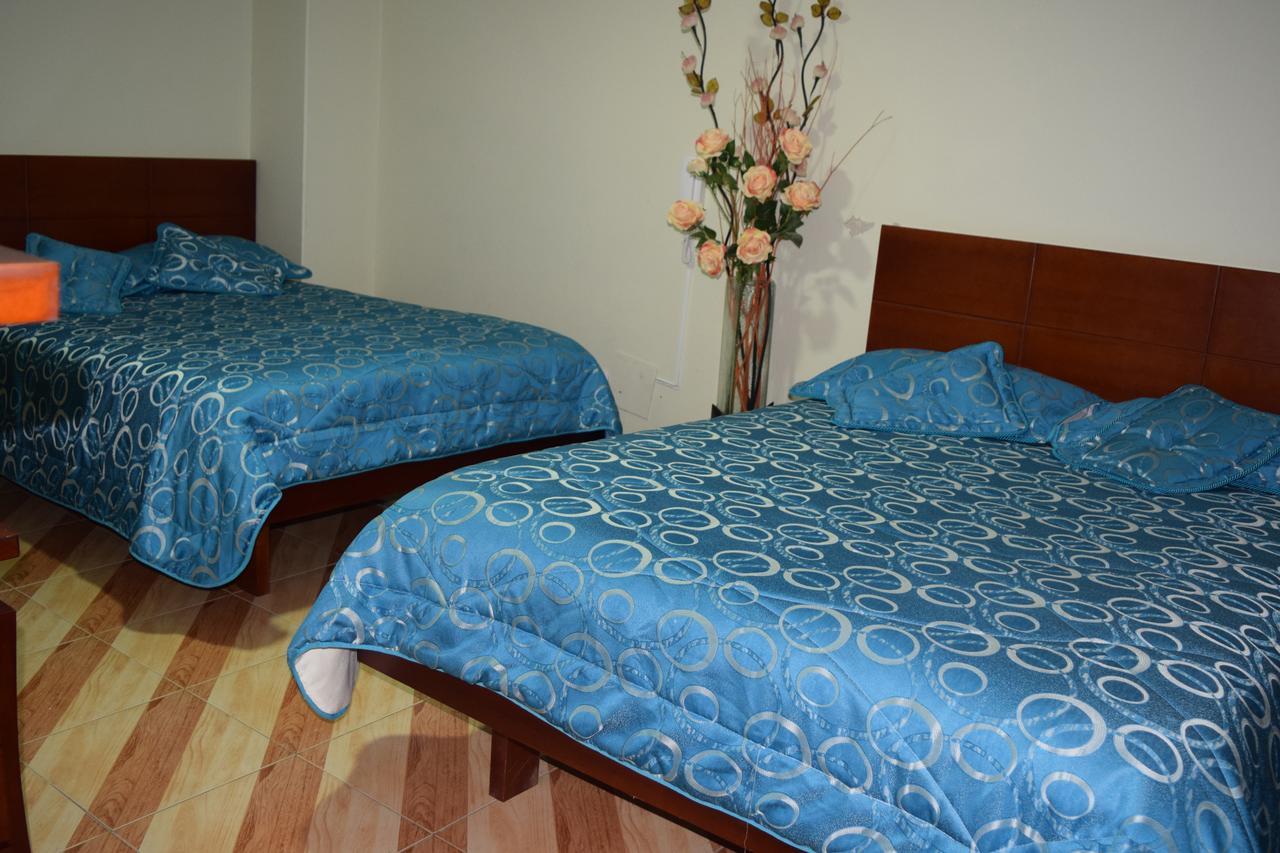 Hotel Reina Isabella 伊皮亚莱斯 外观 照片