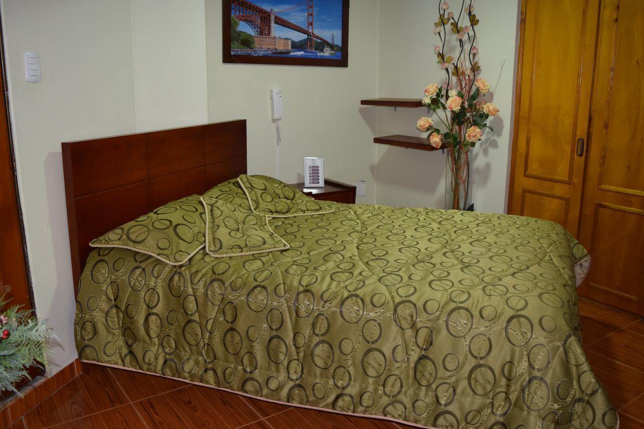 Hotel Reina Isabella 伊皮亚莱斯 外观 照片